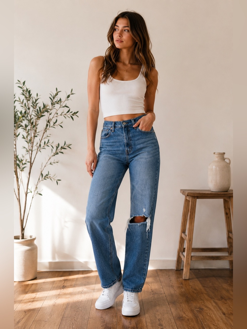 Abercrombie & Fitch 90s Straight Ultra High Rise Distressed Knee Jeans Size 26
